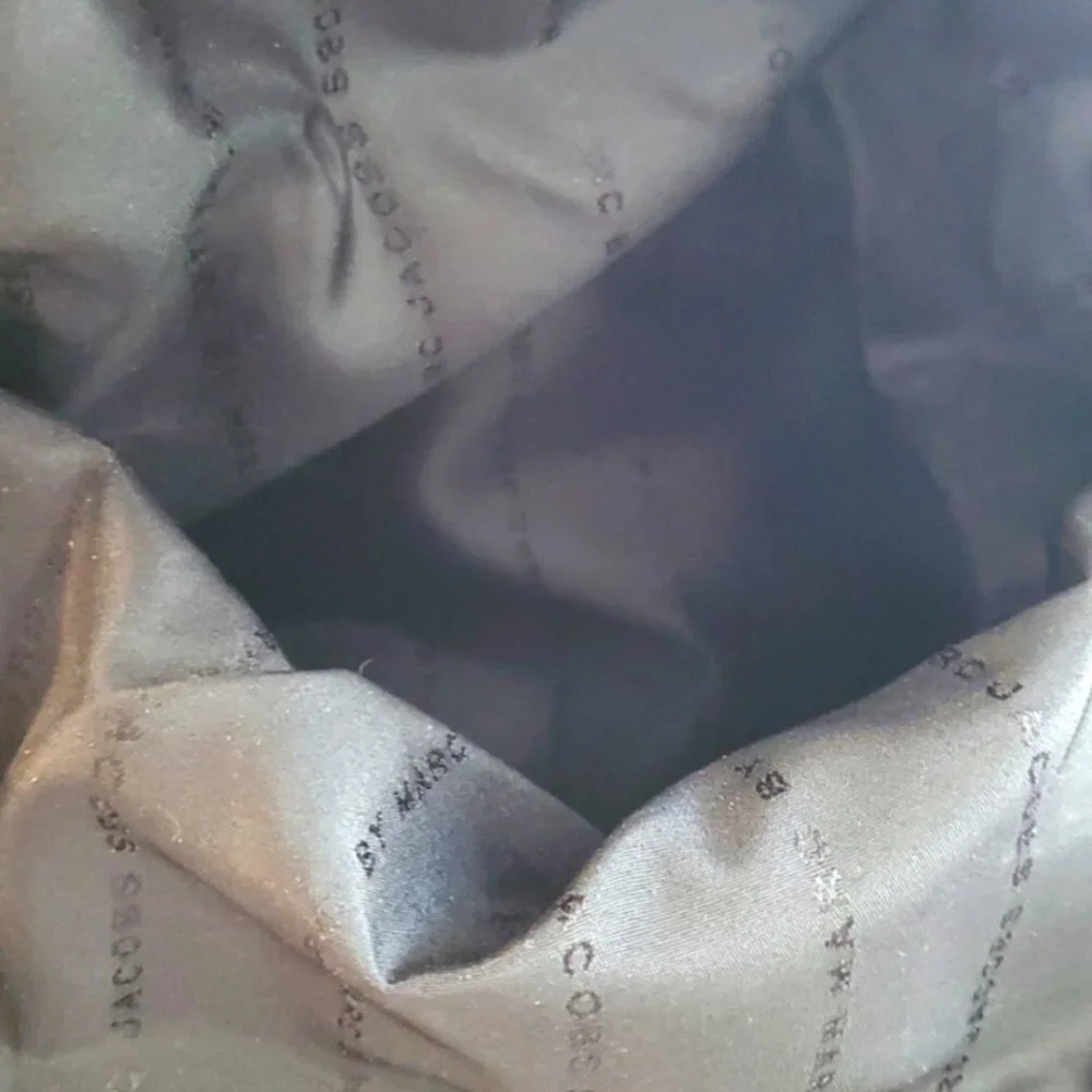 Marc Jacobs Preppy Nylon Natasha Crossbody Bag with Gold Accents - Picture 2 of 10